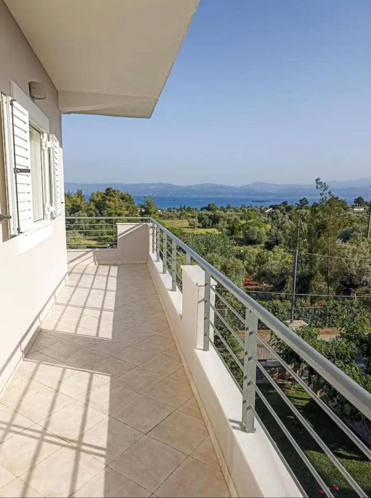 Eretria Homestay Exteriör bild